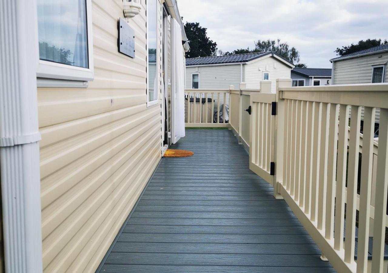 Tranquil 6 Berth Luxury Holiday Home Chichester Exteriér fotografie