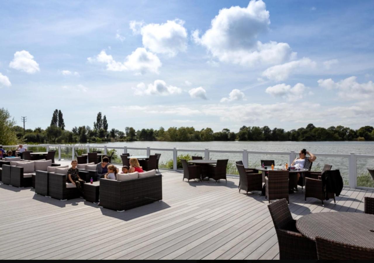 Tranquil 6 Berth Luxury Holiday Home Chichester Exteriér fotografie